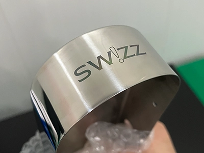 seltzer maker logo placement
