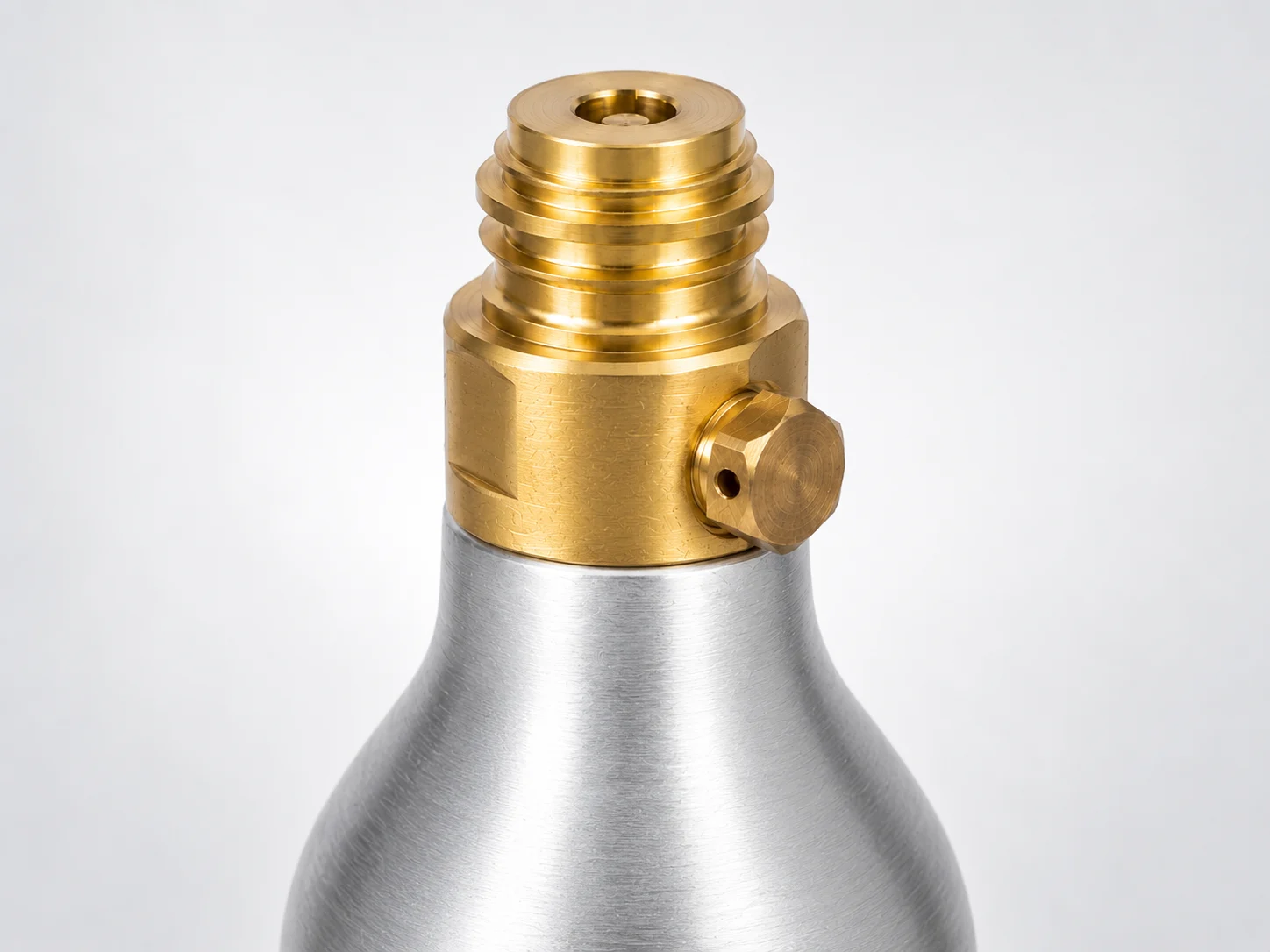 TR21-4 International Thread Valve